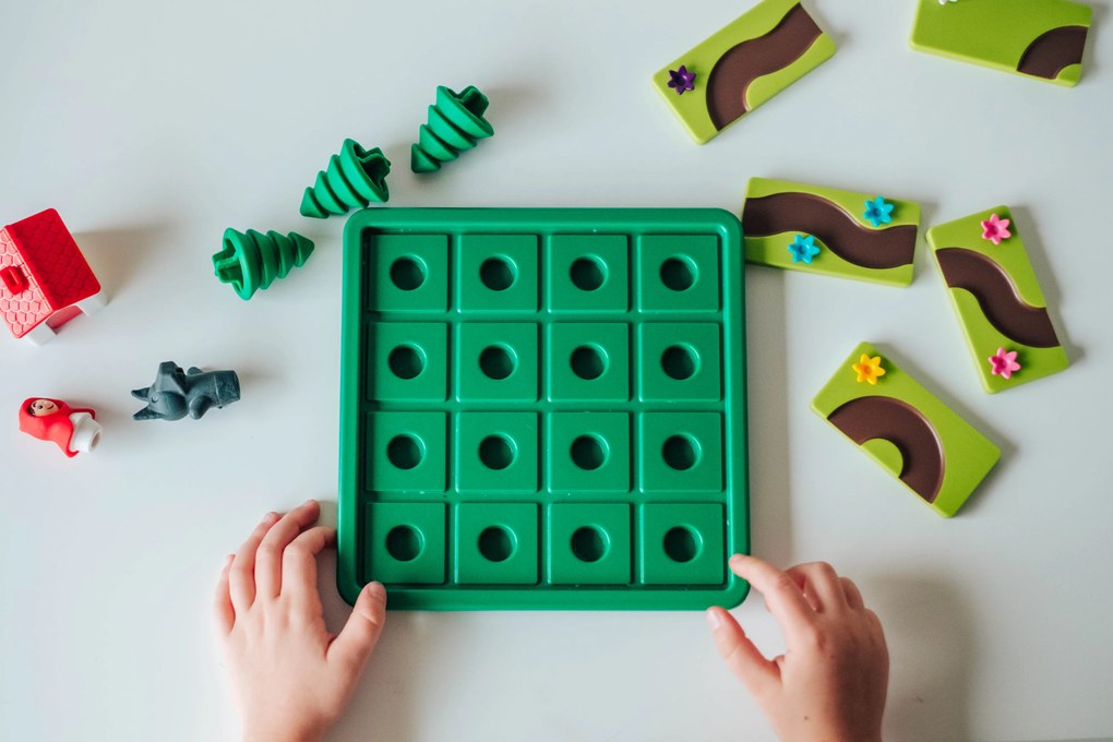 SmartGames - Červená Karkulka