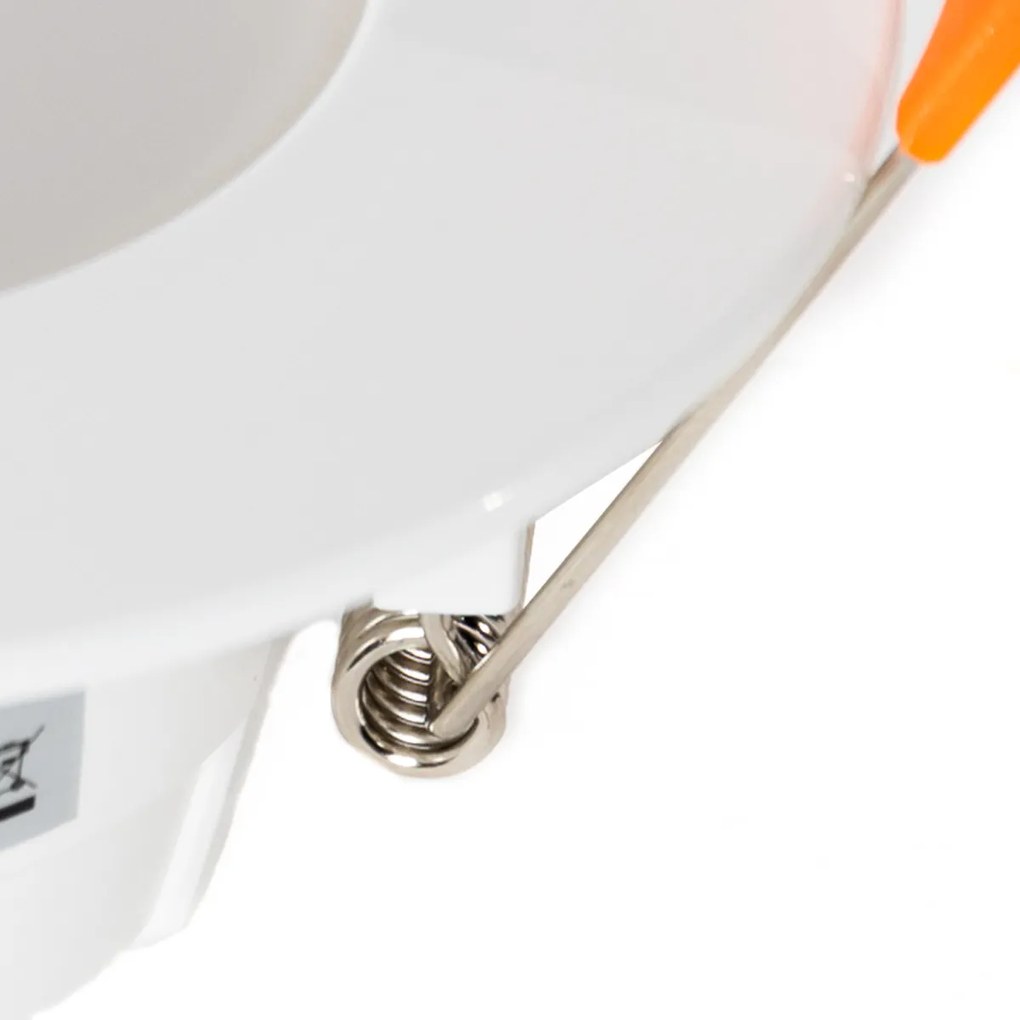 Sada 6 vstavaných bodových svetiel bielych vrátane stmievateľných LED 7W IP65 - Blanca