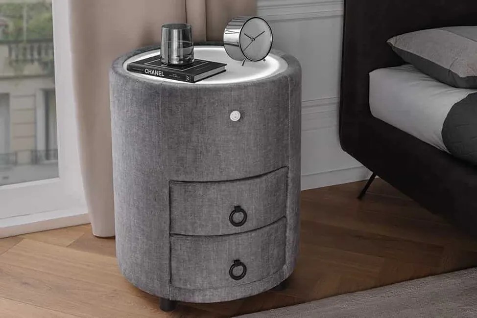 Okrúhly nočný stolík s integrovaným LED osvetlením Voiron šedý zamat 45cm