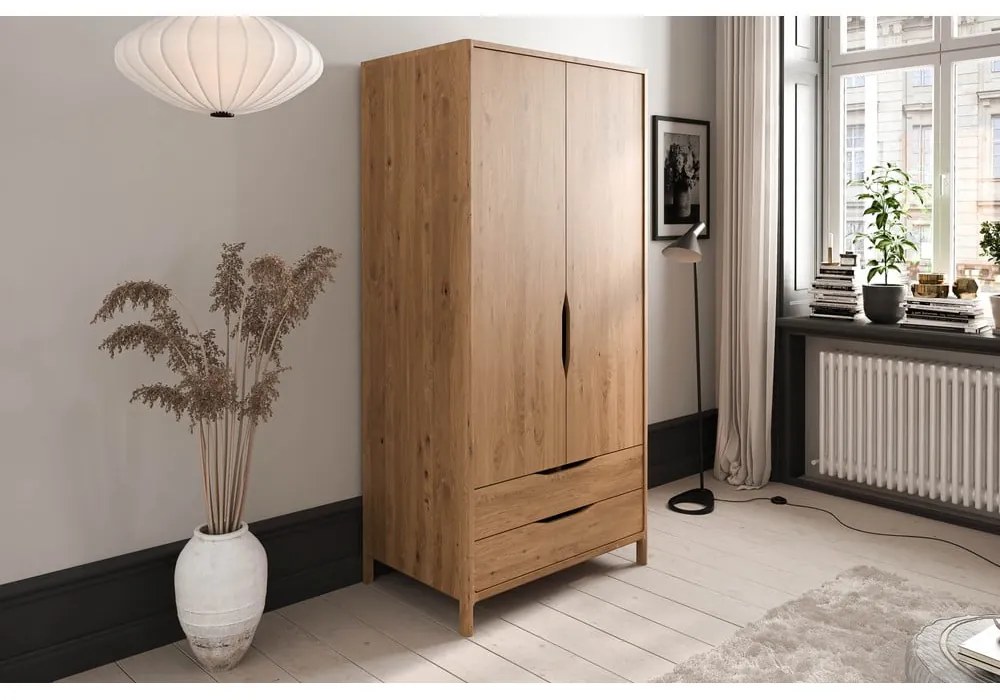 Šatníková skriňa z dubového dreva v prírodnej farbe 96x188 cm Twig – The Beds