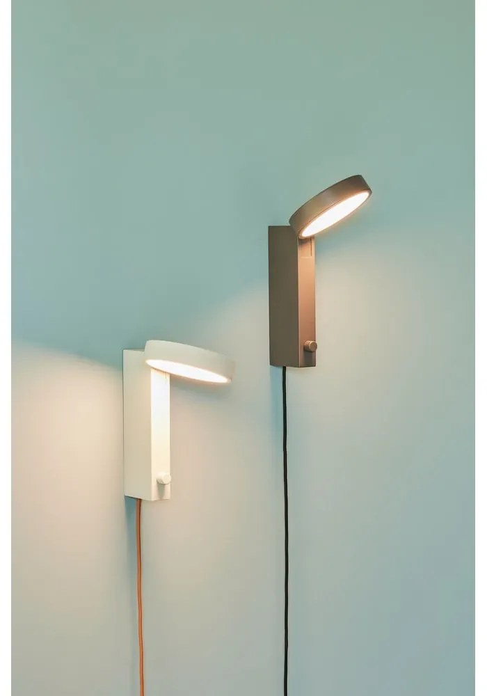 Hnedé nástenné svietidlo Crea – Hübsch