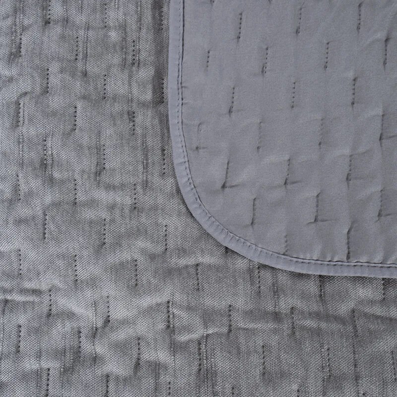 Dekorstudio Prehoz na posteľ CHELEN1 v striebornej farbe Rozmer prehozu (šírka x dĺžka): 170x210cm