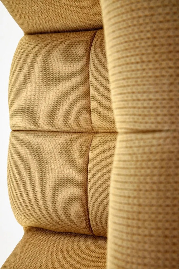 Designové křeslo Byron hořčicové