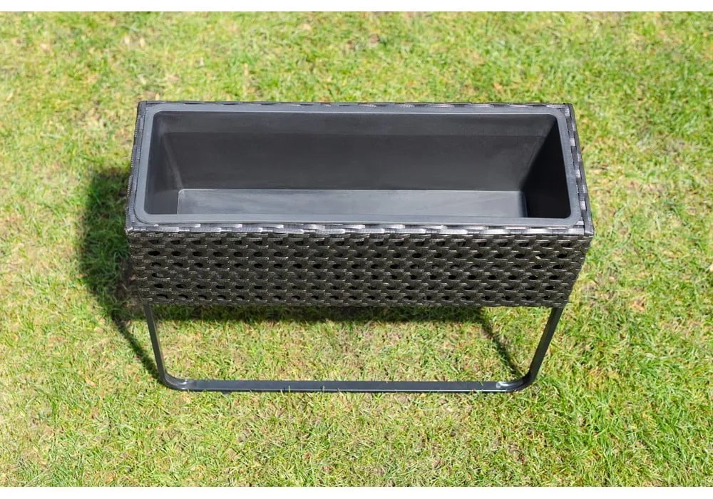 Čierny záhradný kvetináč Bonami Essentials Magnolia