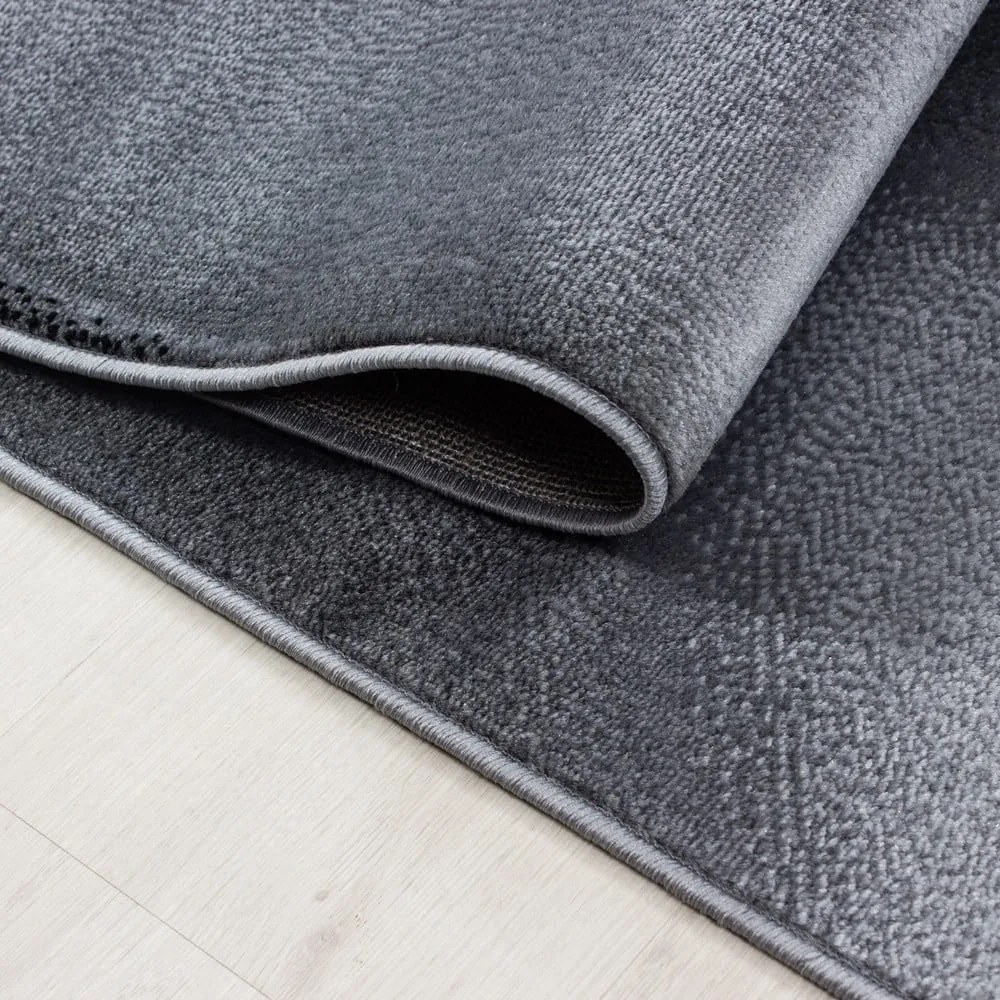 Tmavosivý behúň 80x300 cm Plus – Ayyildiz Carpets