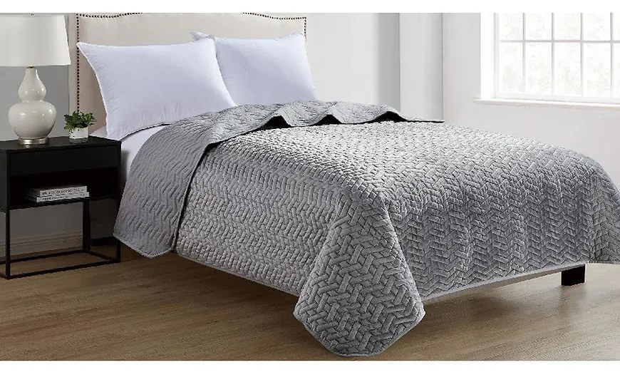 Prikrývka na posteľ Velvet D8 šedá 170x220