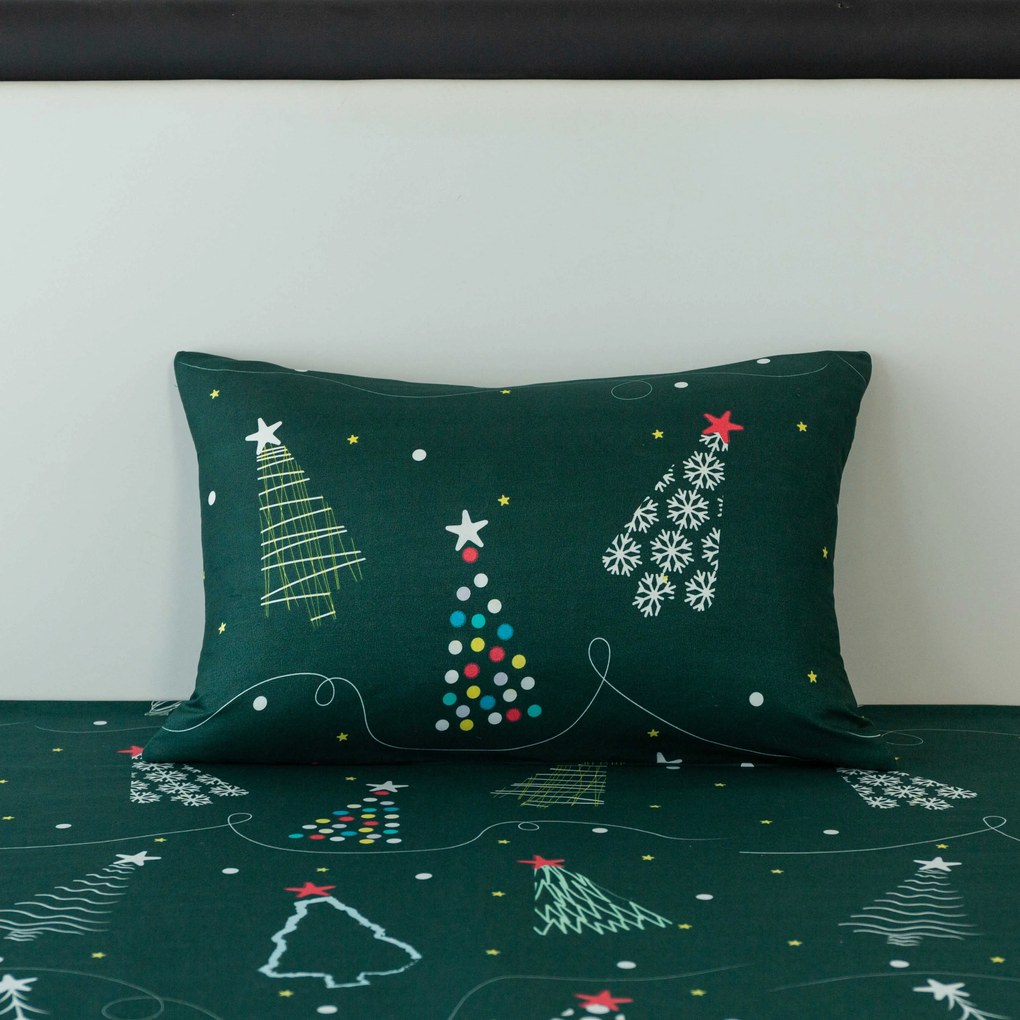 Obliečka na vankúš z mikrovlákna CHRISTMAS DRIFT 50x70 cm, zelená