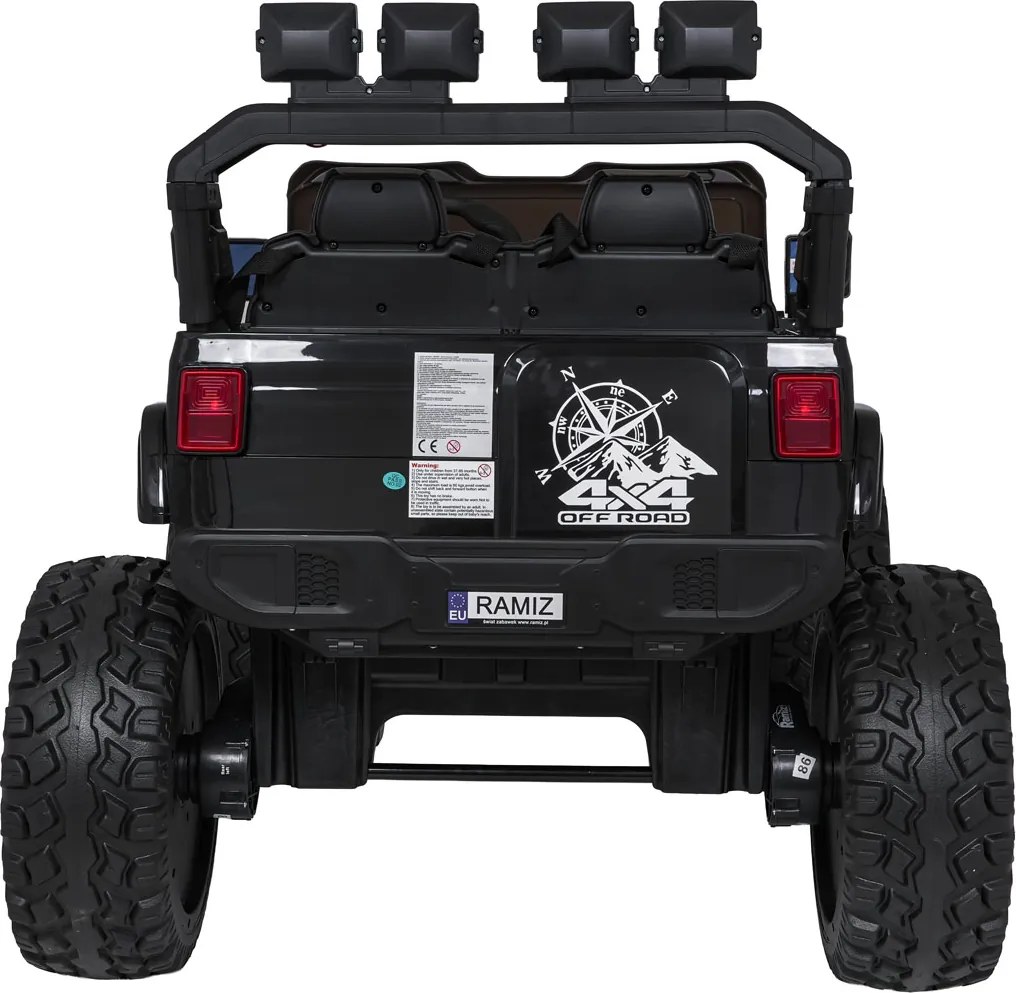 Ramiz Extrémne športové vozidlo 4x4 s variabilnou veľkosťou čierne