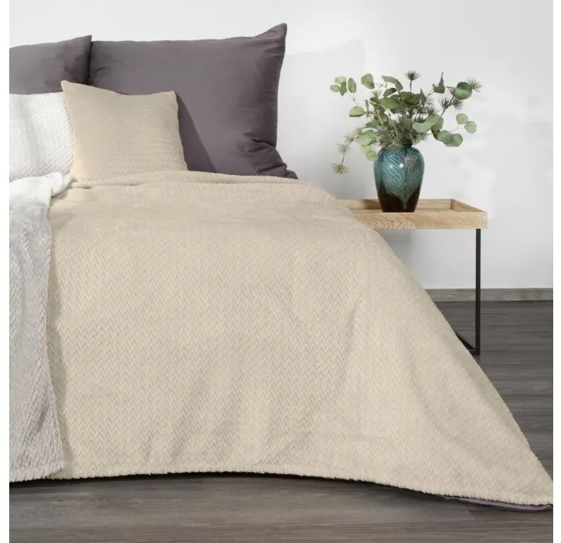 DECOREUM Klasická deka z vlákna príjemného na dotyk 170 cm x 210 cm béžová 100 % polyester Varianta: 367315 98875