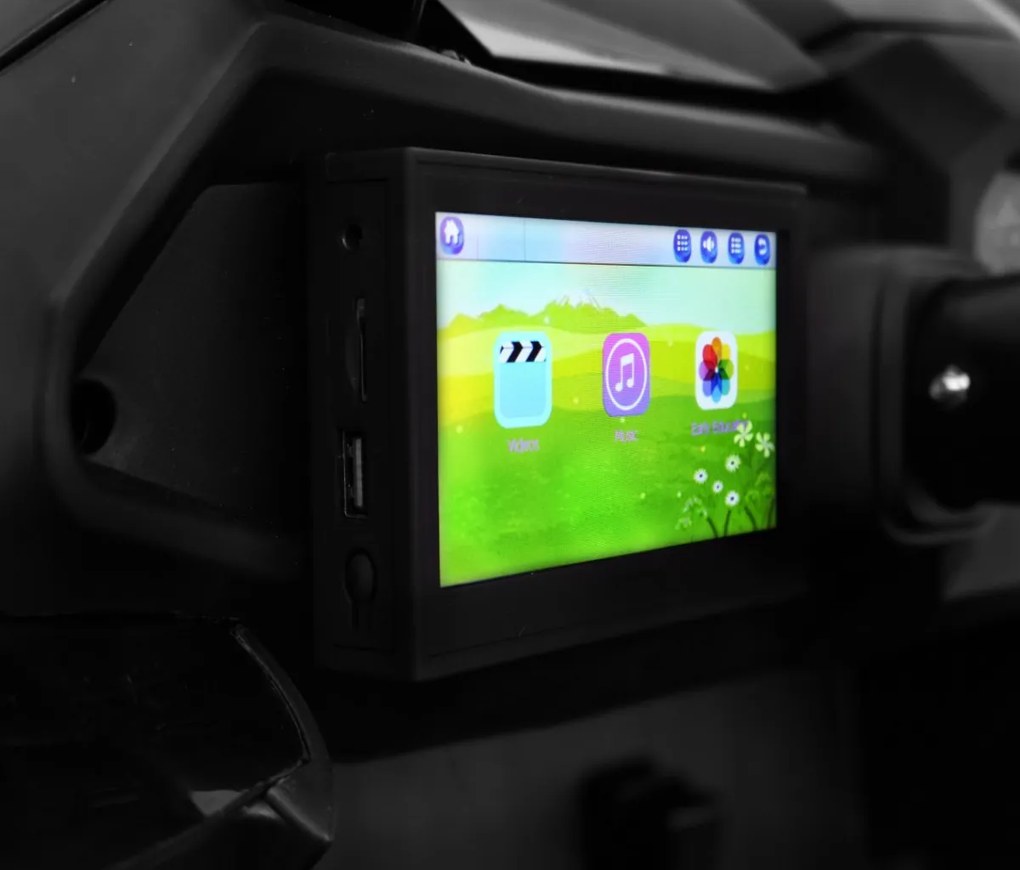 Ramiz Detský kočík SuperStar Čierna + MP4 + pohon 4x4 + diaľkové ovládanie + batožinový priestor + LED dióda + zámok dverí