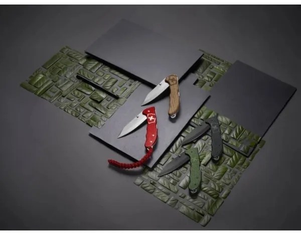 Victorinox - Vreckový nôž EVOKE 13 cm červená