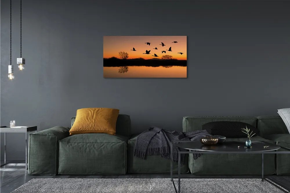 Obraz na plátne Lietajúce vtáky sunset 125x50 cm