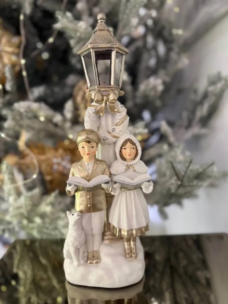 Bielo zlatá vianočná dekorácia koledníci LED 35cm