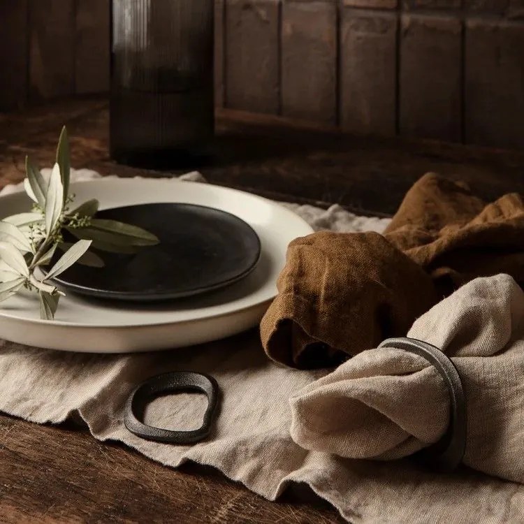 Ferm Living Ľanové obrúsky Linen Natural – set 2 ks