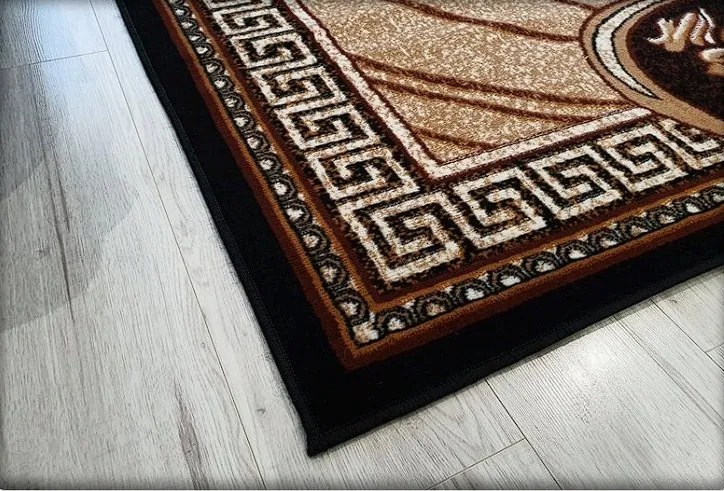 Klasický koberec Shiraz BCF s kvetinovým vzorom – hnedo-čierny Rozmer: 60x110 cm
