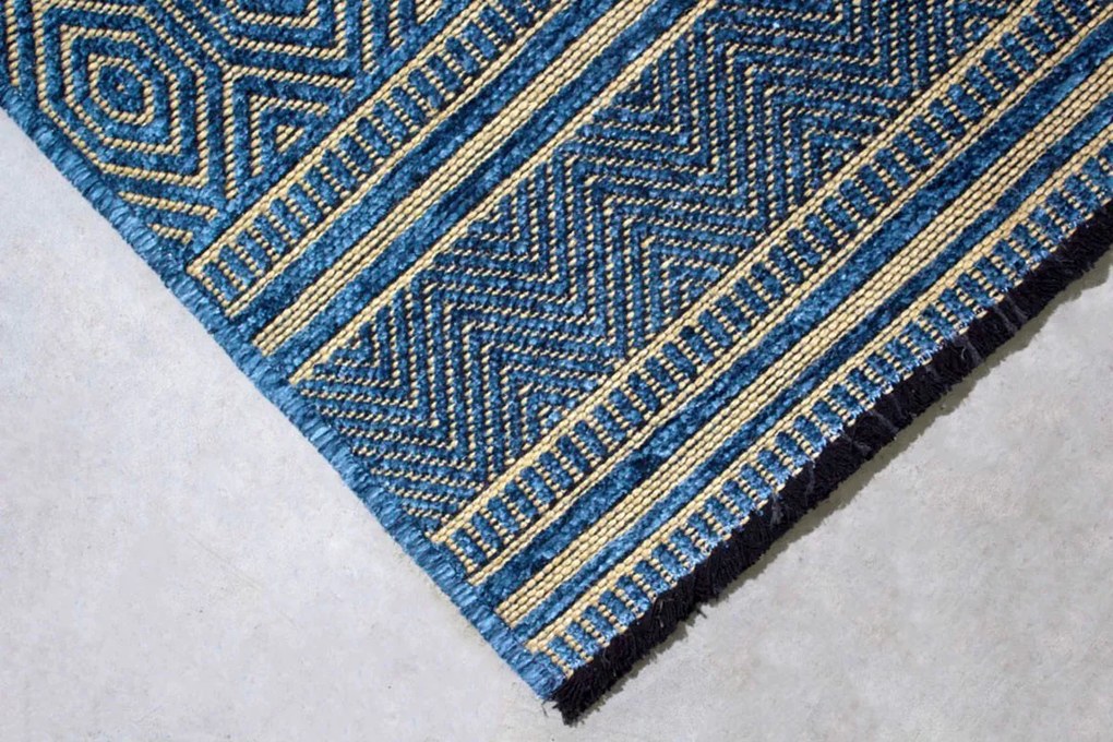 Koberec Saran G001 BLUE – modrý obdĺžnikový koberec so vzorom Rozmer: 80x150 cm
