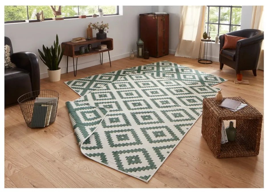 Zeleno-krémový vonkajší koberec NORTHRUGS Malta, 160 x 230 cm