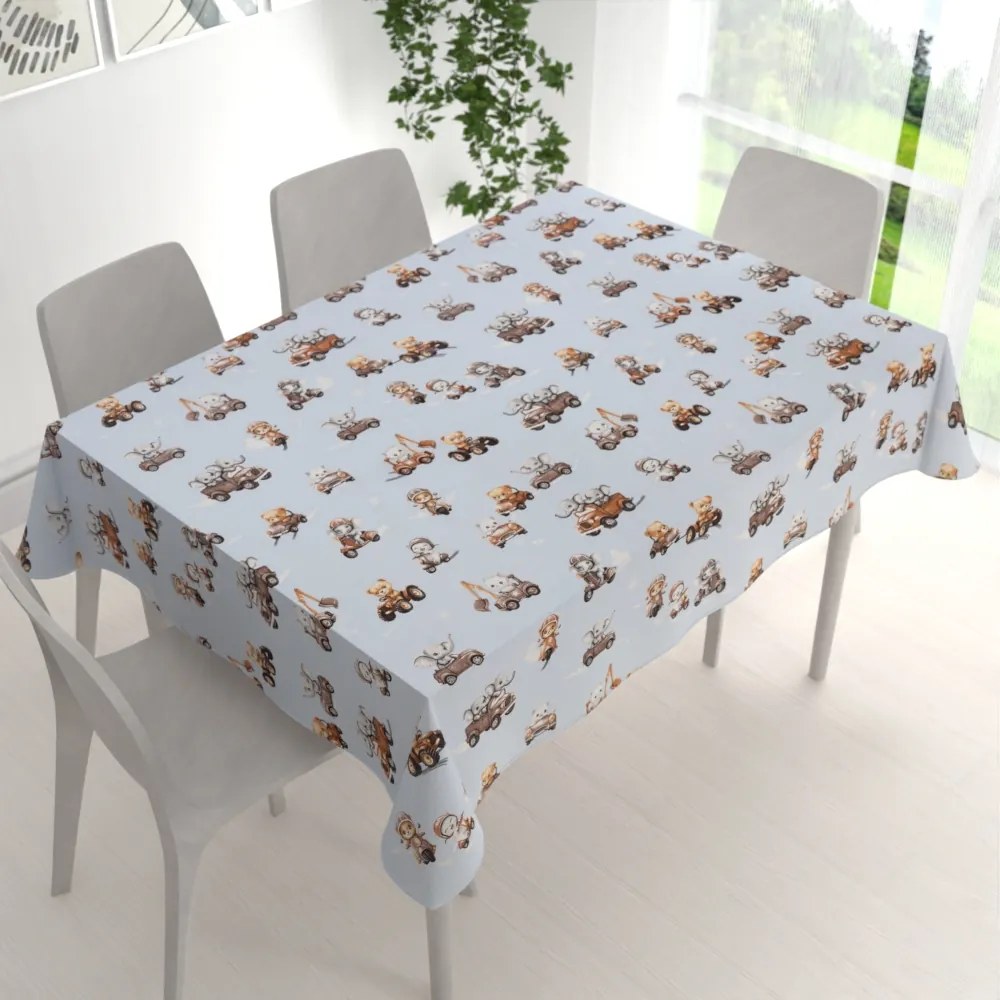 Biante Detský bavlnený obdĺžnikový obrus Sandra SA-629 Zvieratká v autách na modrom 50x100 cm