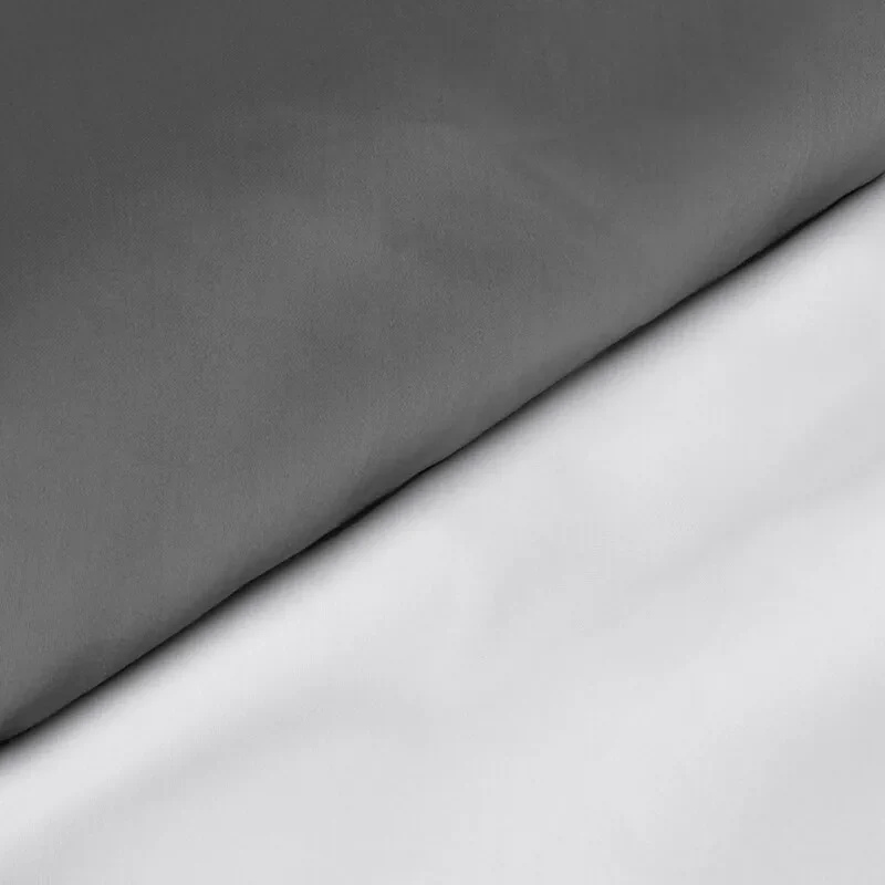Dekorstudio Posteľné obliečky NOVA3 bielo-sivé Rozmer posteľných obliečok: Šírka x Dĺžka: 220x200cm + 2 ks 70x80 cm