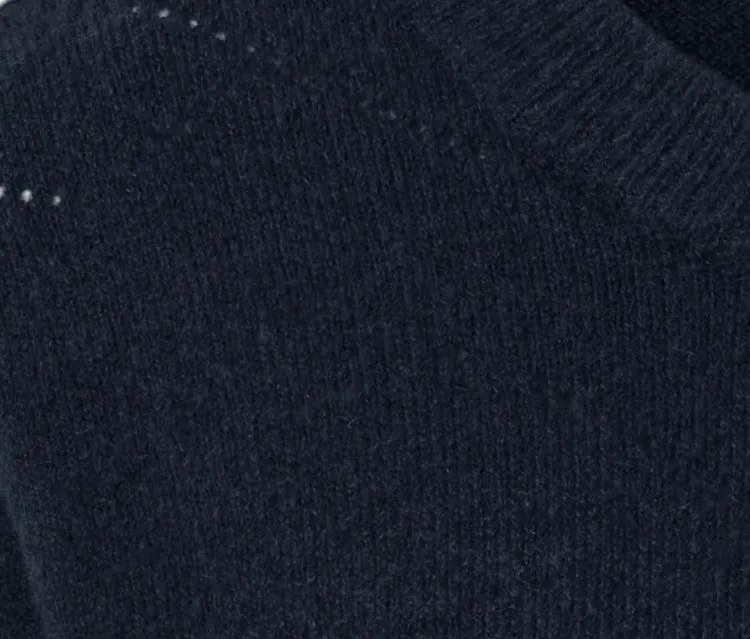 Pletený pulóver s ažúrovým vzorom