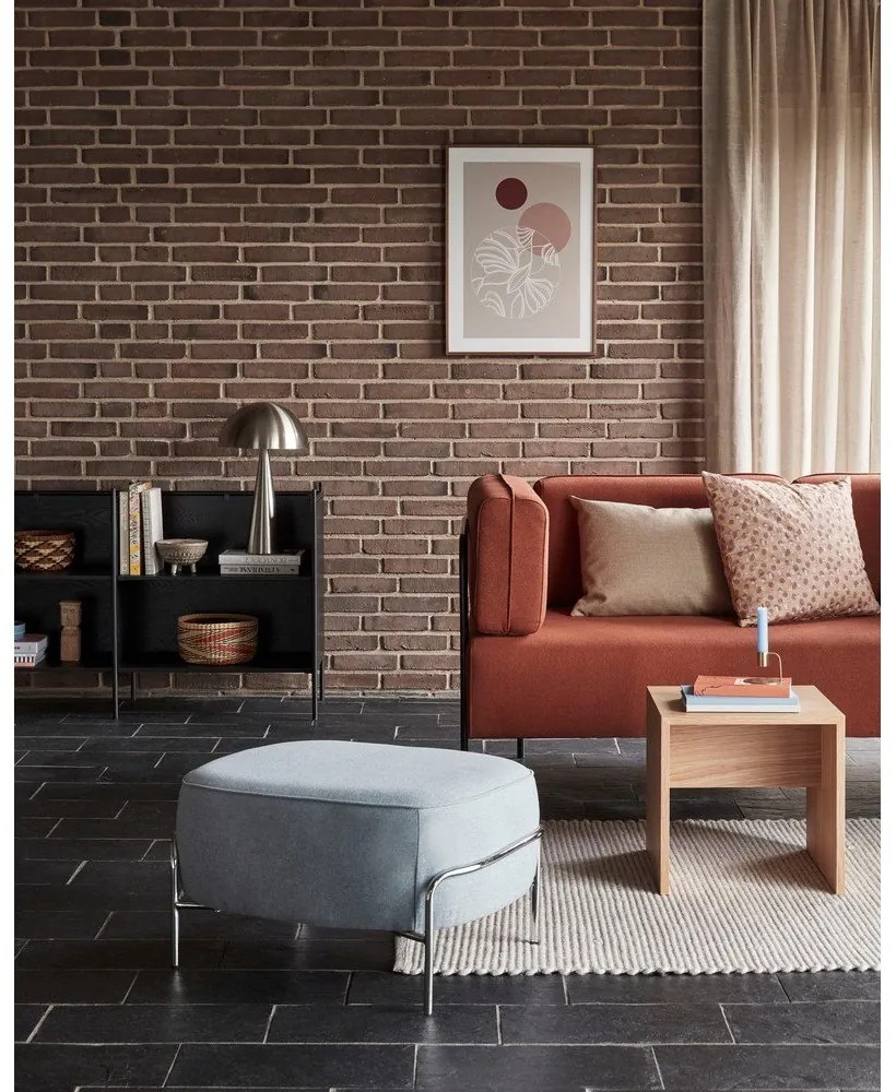 Odkladací stolík z dubového dreva Hübsch Less, 40 x 40 cm