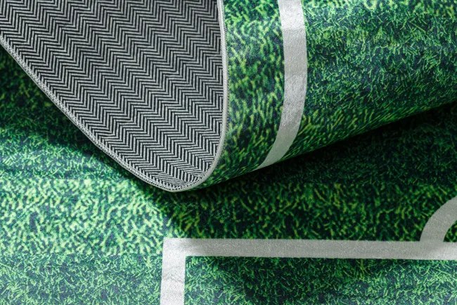 Detský koberec protišmykový BAMBINO 51760 futbalové ihrisko, zelený