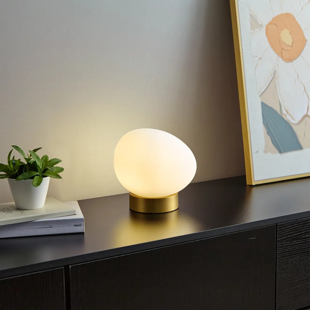 Dizajnová stolná lampa mosadzná s opálovým sklom - Sally