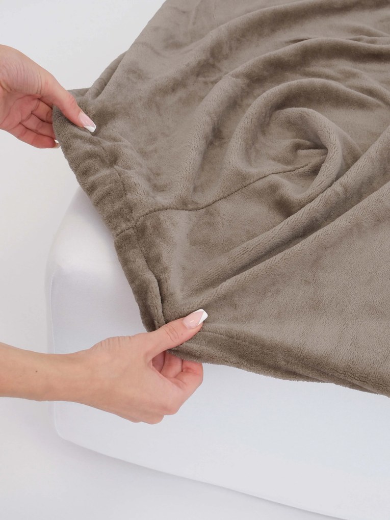 Plachta mikroplyš Deluxe 140 × 200 cm – sivohnedé