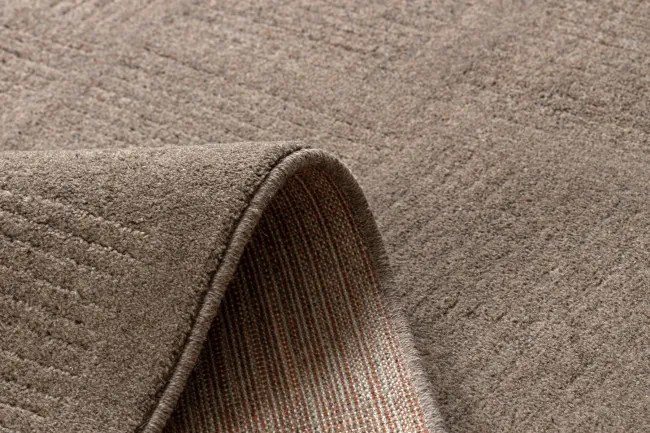Koberec TEXTURA 488.20.LA600 Osta hnedý