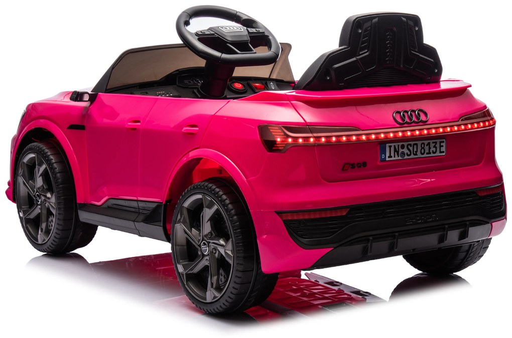 Elektrické autíčko Audi RS Q8 ružové