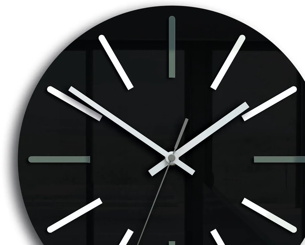 Nástěnné hodiny Modus 30 cm černé