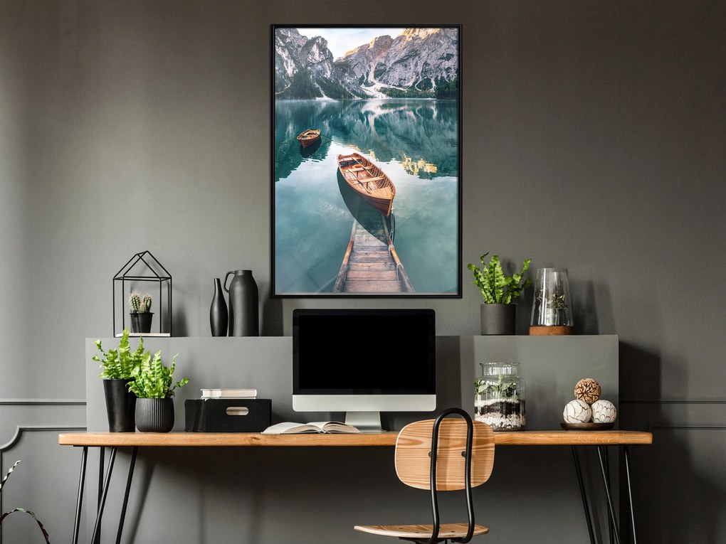 Artgeist Plagát - Boats In Dolomites [Poster] Veľkosť: 30x45, Verzia: Zlatý rám s passe-partout