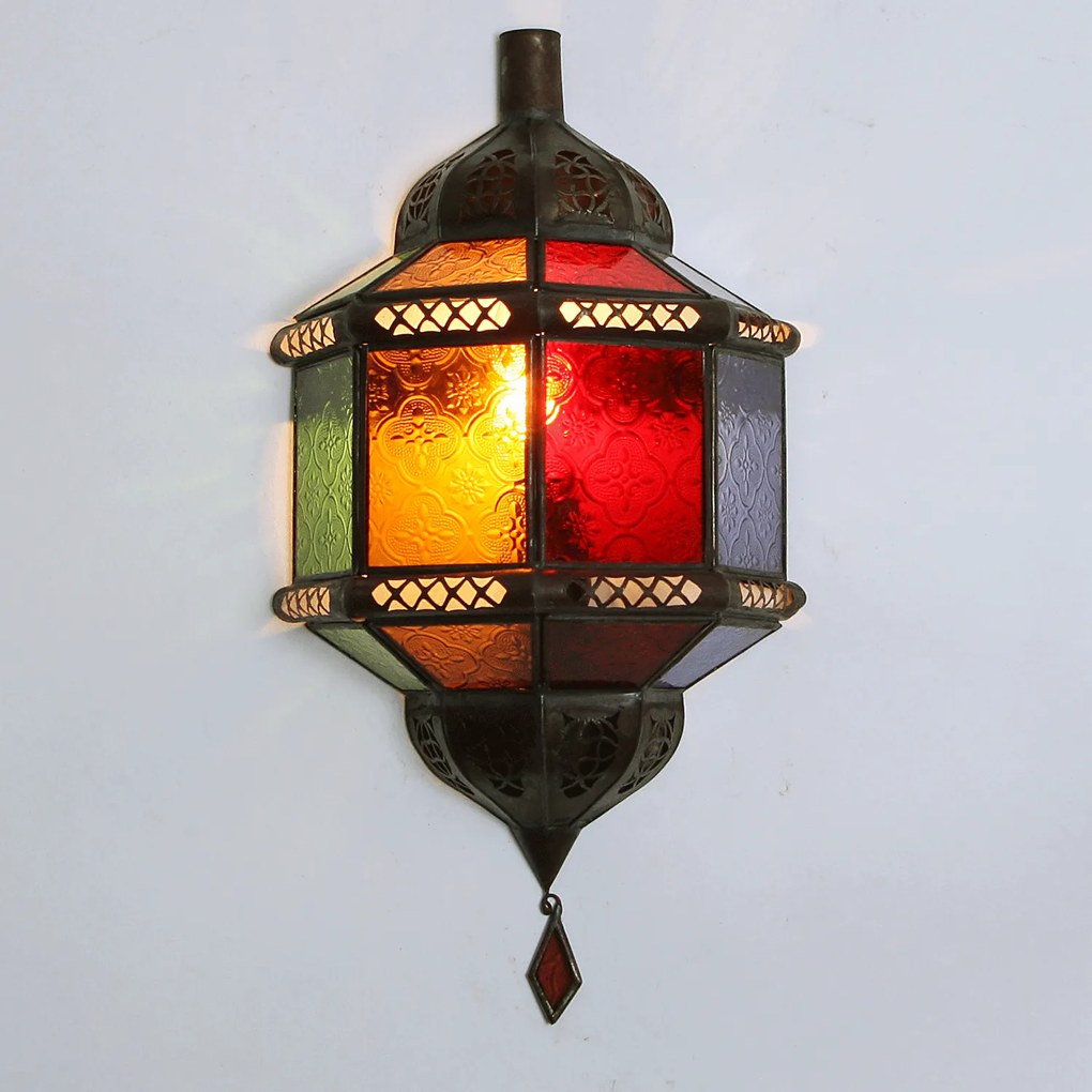 Marocká nástenná lampa Trombi farebná