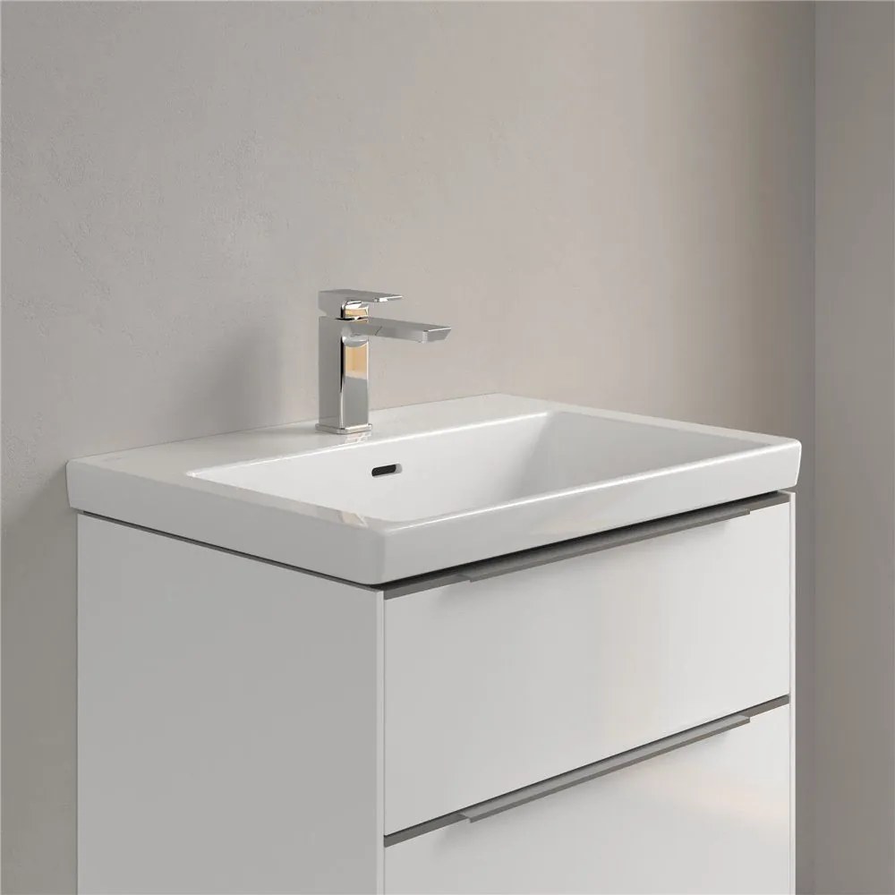 VILLEROY &amp; BOCH Subway 3.0 umývadlo na skrinku s otvorom, s prepadom, 650 x 470 mm, biela alpská, s povrchom CeramicPlus, 4A7065R1