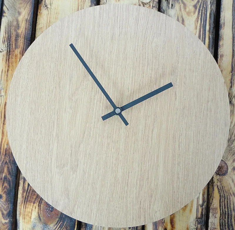 Drevené nástenné hodiny - Elegantný dizajn I SENTOP PR0066