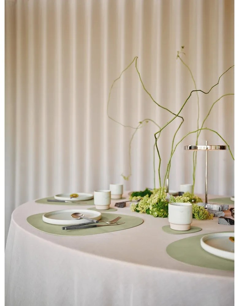 Prestieranie z eko kože 37x44 cm Curve L Nupo – LIND DNA