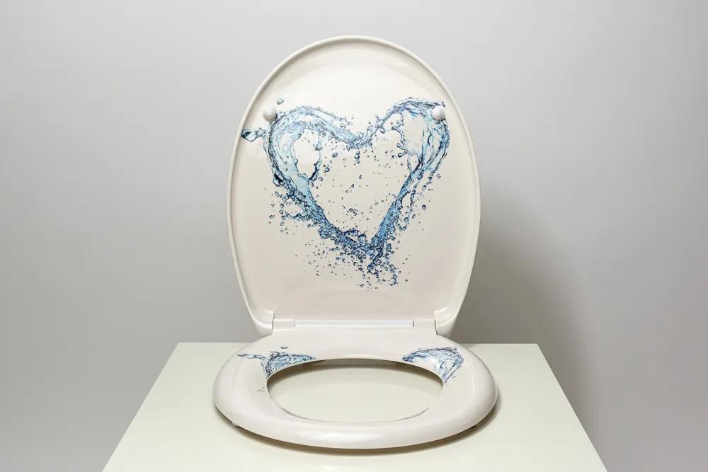 Duroplastové sedadlo so spomaľovacím mechanizmom SOFT-CLOSE BLUE HEART
