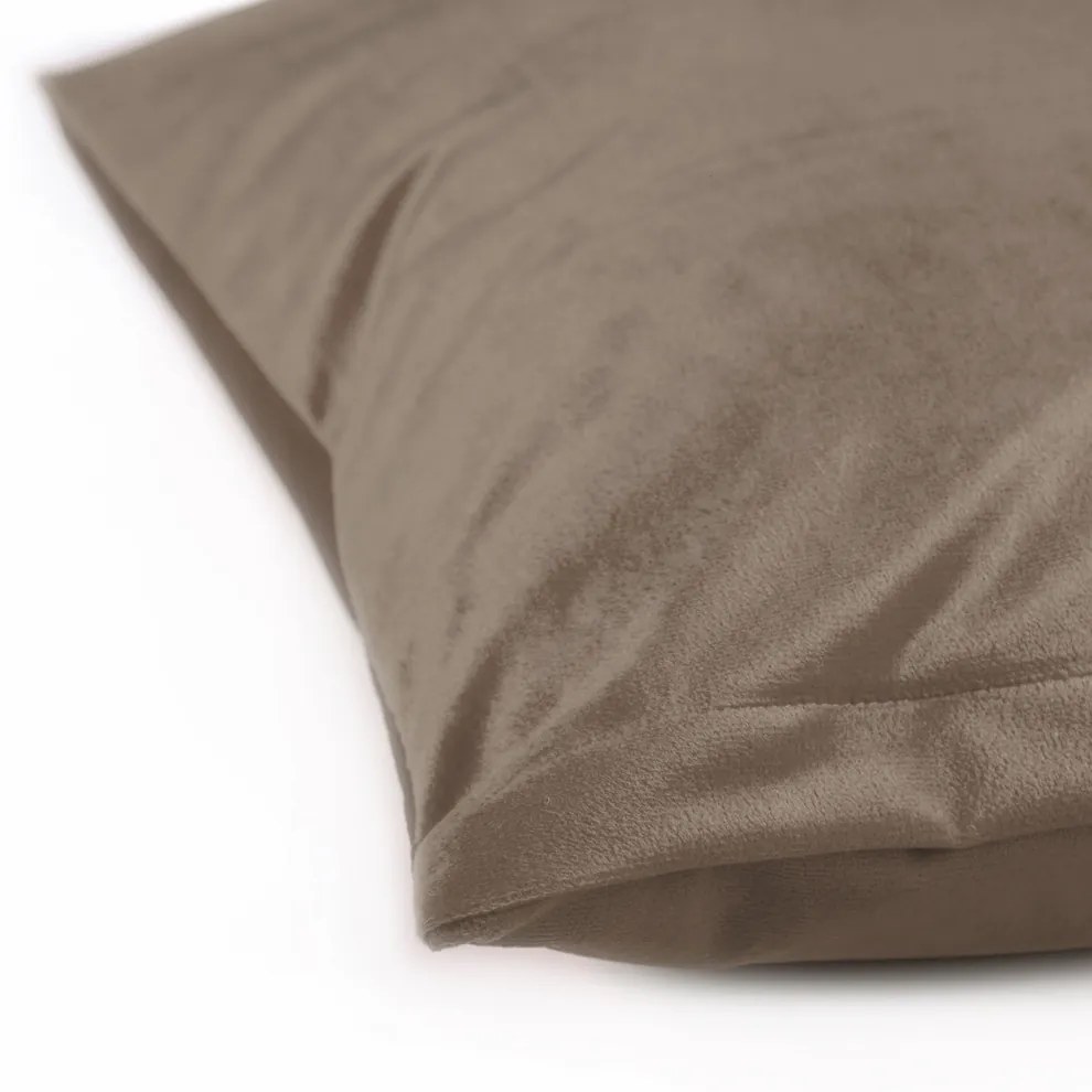 Biante Zamatová obliečka na vankúš Velvet Prémium SVP-005 Svetlo hnedá 50 x 70 cm