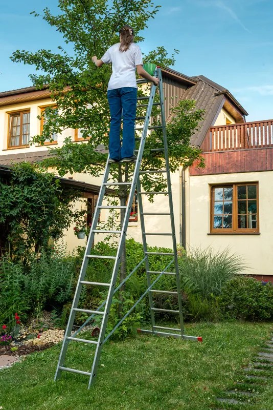 Hliníkový dvojdielny výsuvný rebrík VENBOS HOBBY, 2x13 priečok, 6,18 m