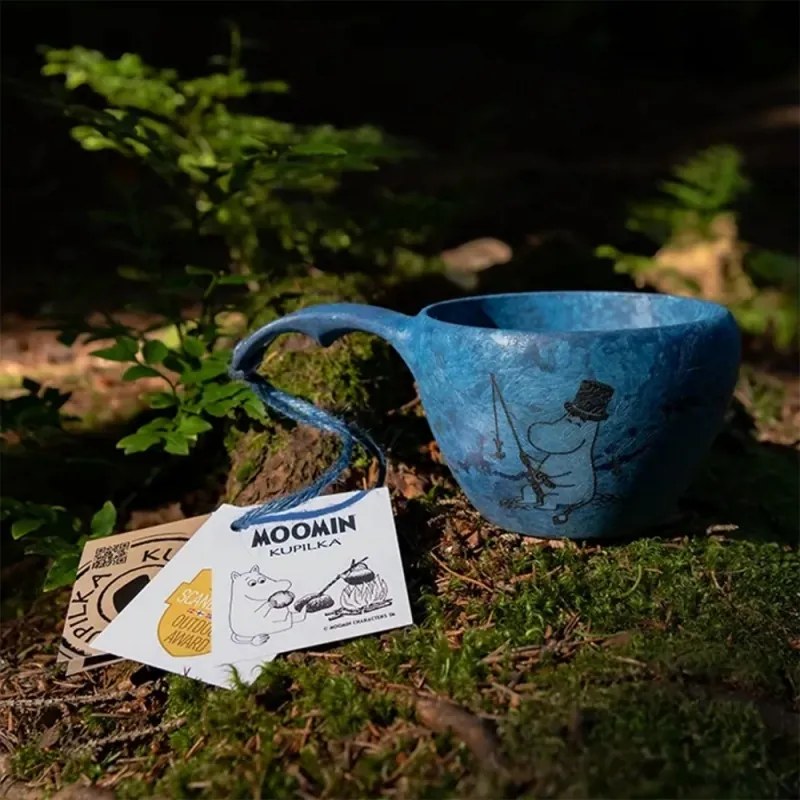 Hrnček kuksa Kupilka Moominpappa 0,37l, modrý