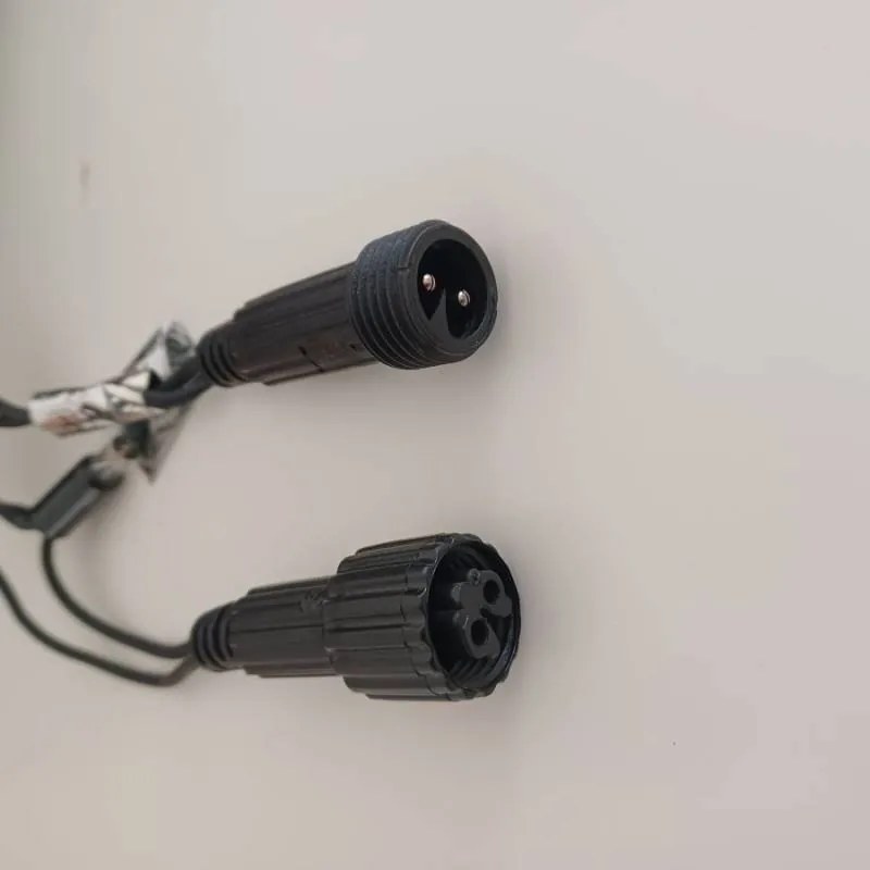 DECOLED Svetelná reťaz LED 20 m, 36 V, 120 diód, teplá biela, čierny kábel IP67, Eco Fix