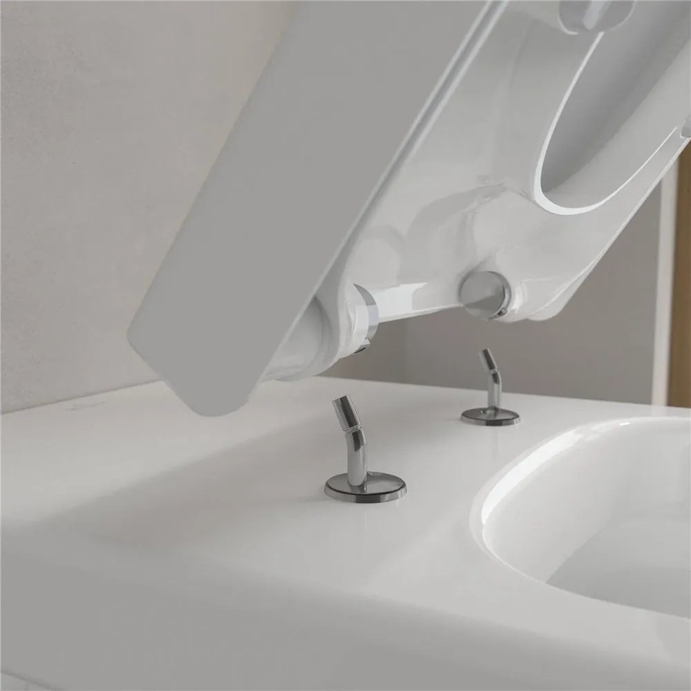 VILLEROY &amp; BOCH ViCare závesné WC s hlbokým splachovaním bez vnútorného okraja, 370 x 700 mm, biela alpská, s povrchom CeramicPlus, 5649R0R1