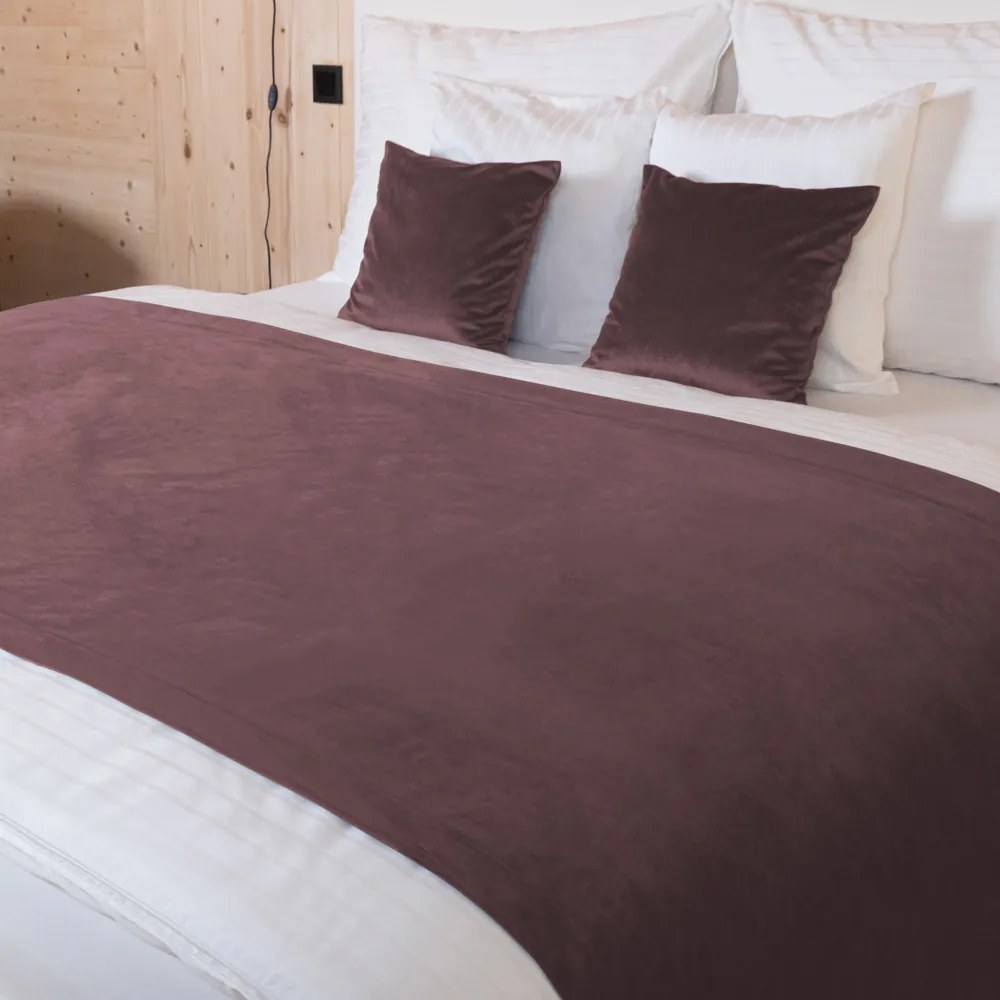 Biante Zamatový prehoz na posteľ Velvet Prémium SVP-019 Hnedofialový 200x220 cm