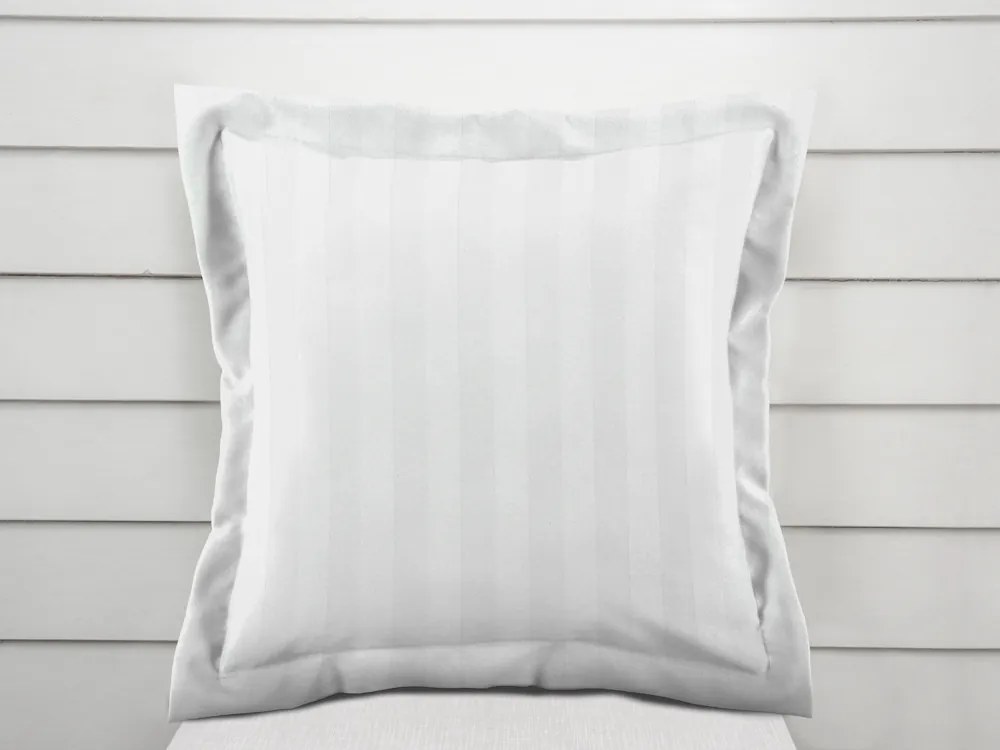 Biante Damašková obliečka na vankúš s lemom Atlas Grádl biele pásiky 22 mm DM-008 50 x 60 cm