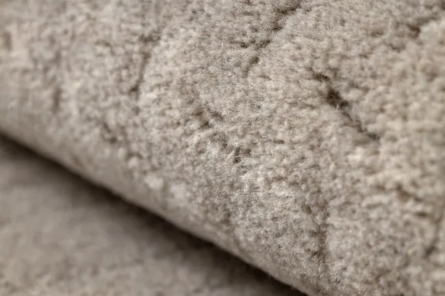 Koberec TEXTURA 488.21.LA110 Osta sivý / béžový