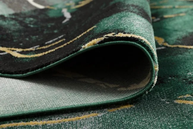 Koberec EMERALD exkluzívny 1018 glamour, styl marmur fľaškovo zelený / zlatý