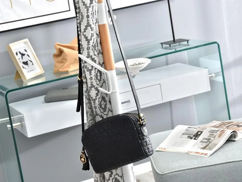 Vešiak Flash (buk biely + biela). Vlastná spoľahlivá doprava až k Vám domov. 1111804