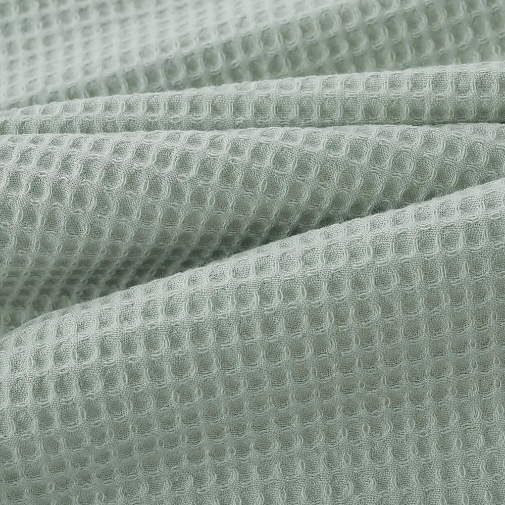 Goldea veľkonočná kuchynská vaflová utierka s výšivkou - kačica na šalviovom 50 x 70 cm