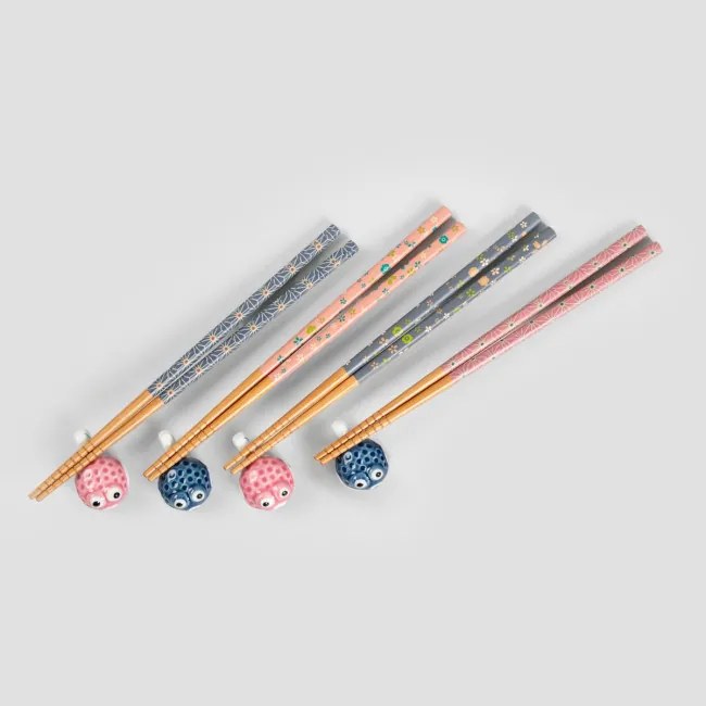 Sada štyroch párov paličiek KIOTO so stojanmi 742941