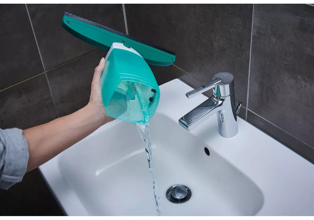 Leifheit vysávač na okná Window Cleaner s mopom a 43 cm tyčou + sacia hubica 17 cm - čierna 51016